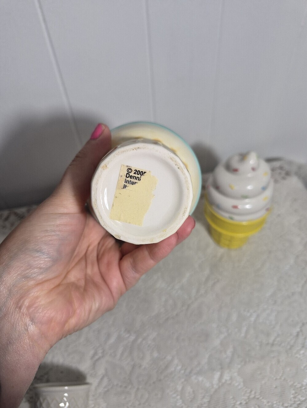 3 Ceramic Ice Cream Cones - Picture 10 of 16